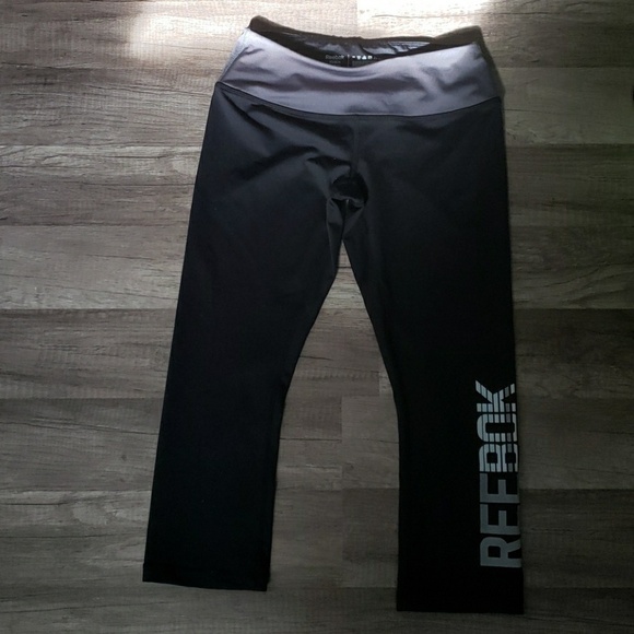 Reebok cropped leggings with pocket size xs - Picture 4 of 6